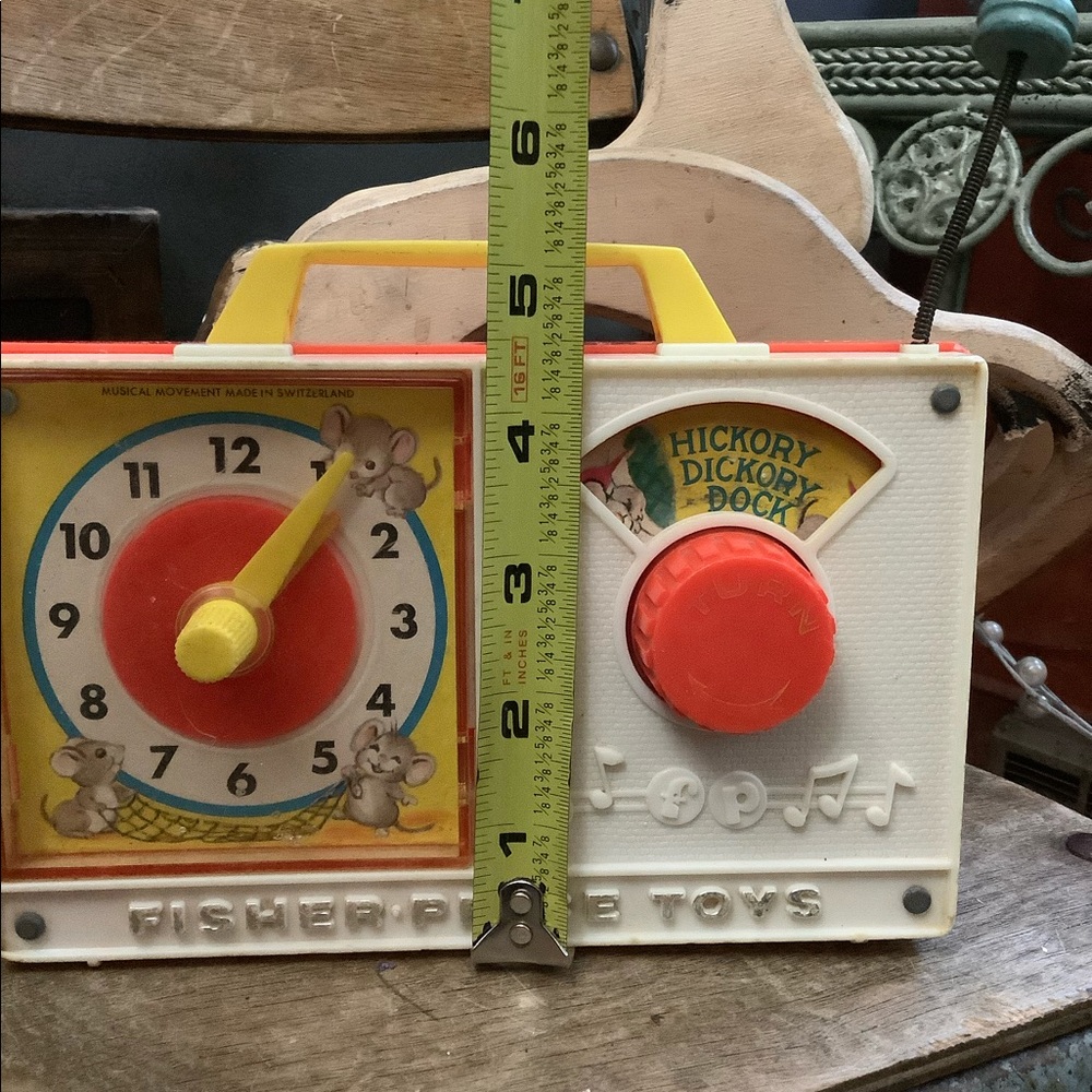 Vintage Fisher Price Wind-Up Clock Radio - Picture 11 of 11